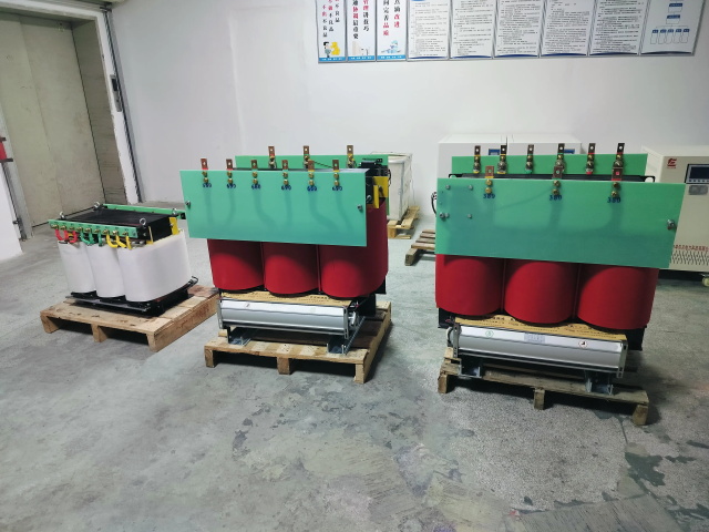 头屯河KS11-1000KVA矿用变压器